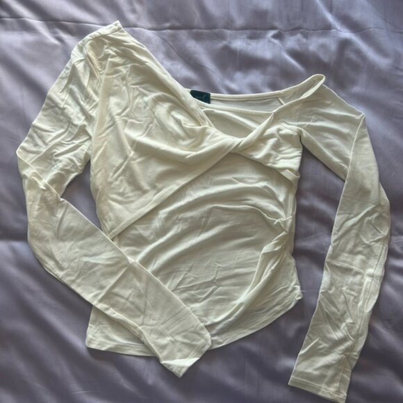 Geel Nico Twist Long Sleeve Top in White - Picture 2 of 9